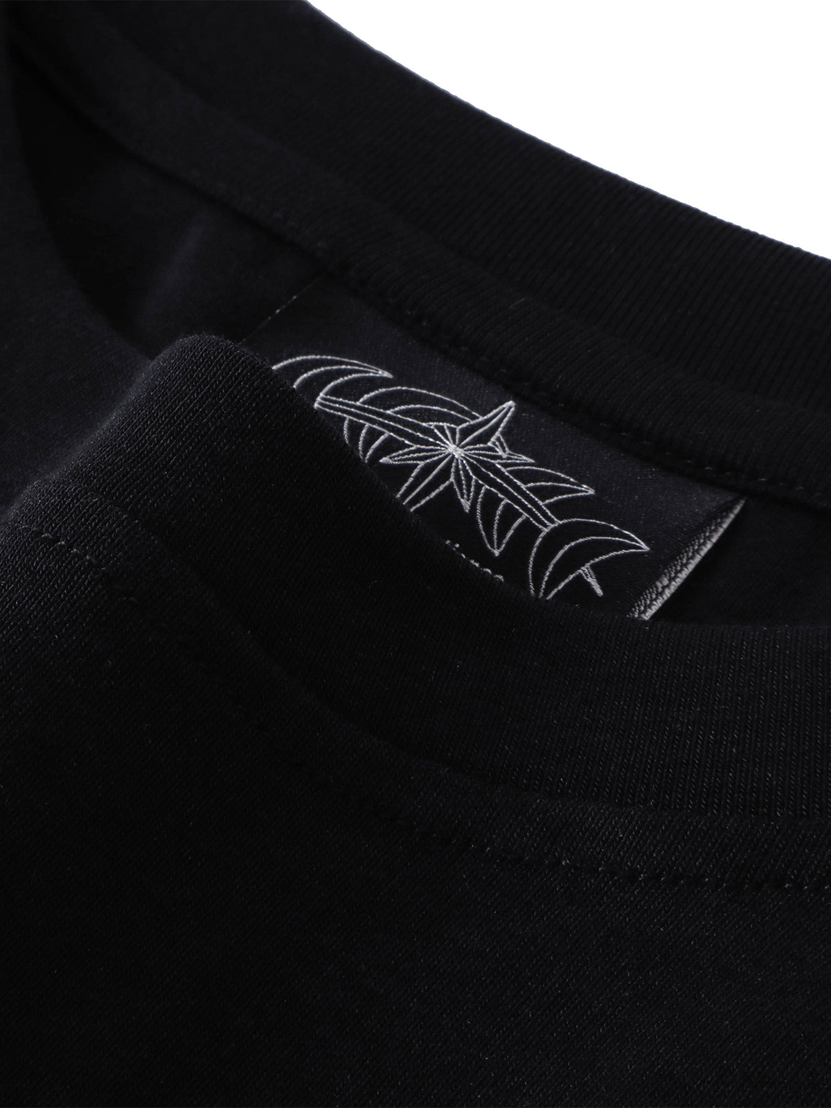 TBHNP TG260011 Black. Neck label.