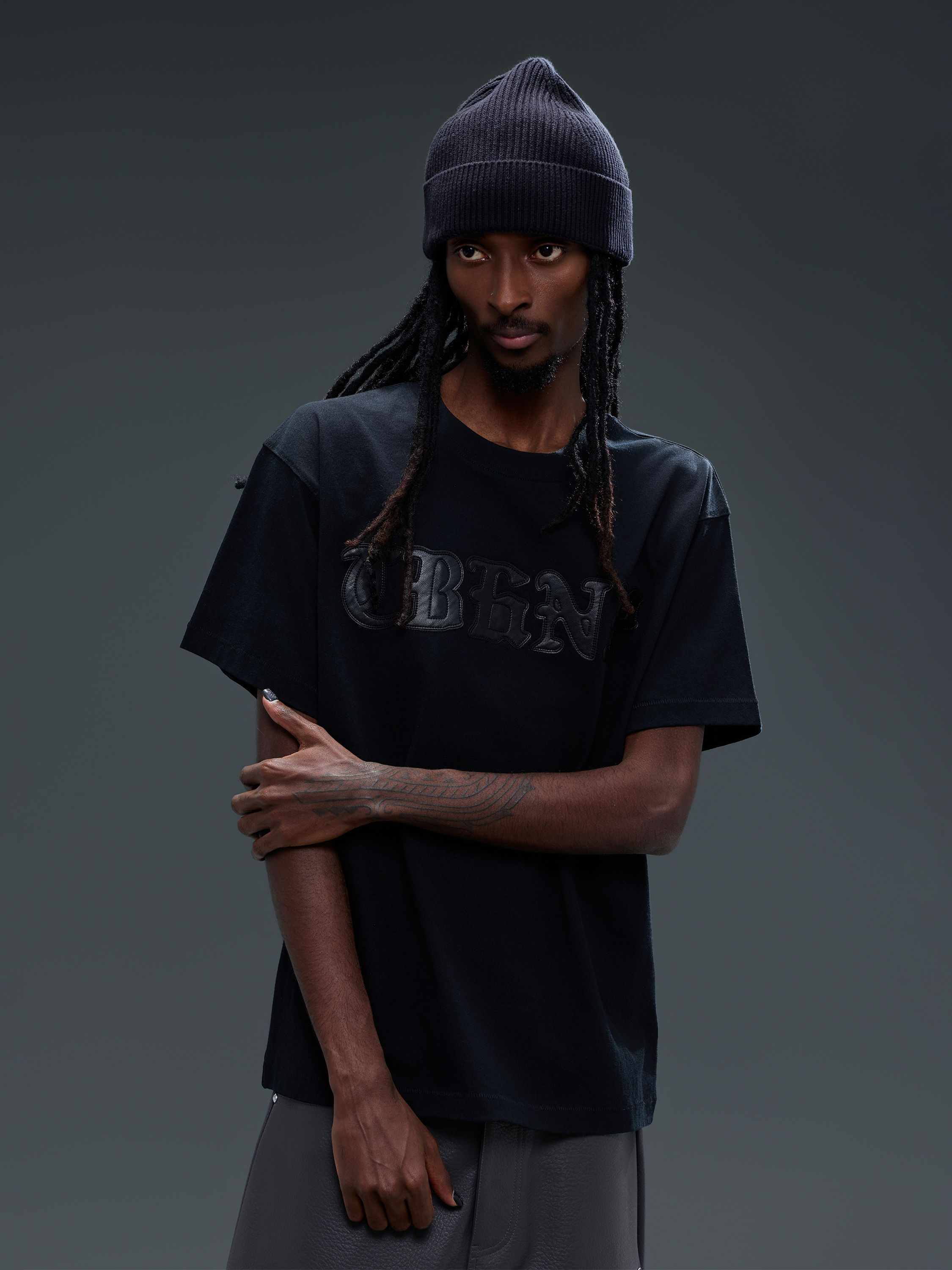 LUMINOUS DAWN LEATHER PATCH S/S TEE