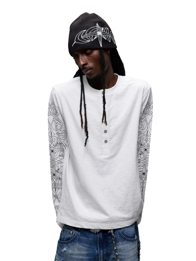 BAROQUE PRINT HENLEY L/S TEE