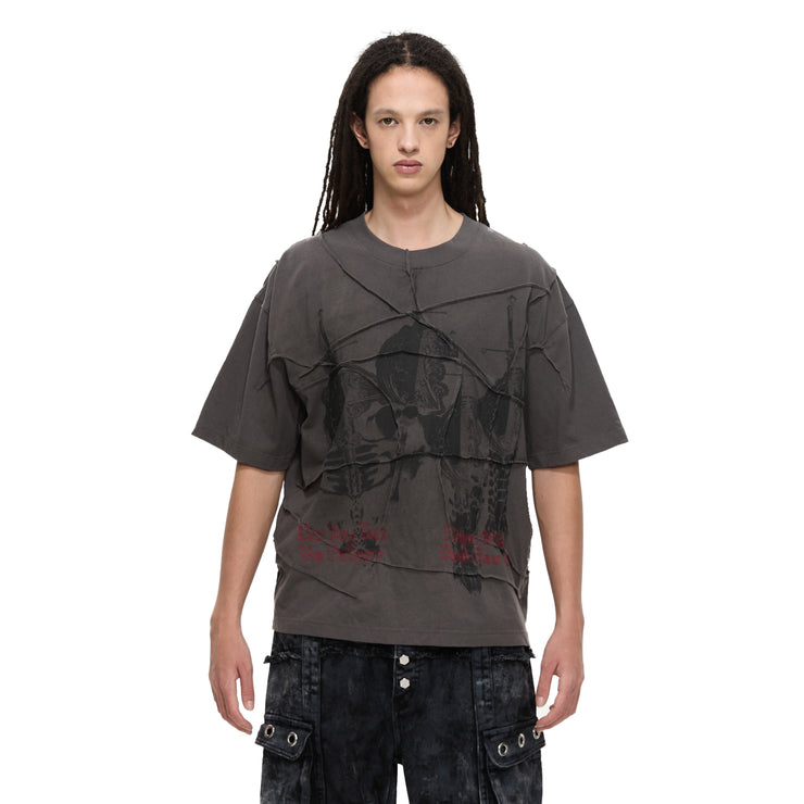 PRINTED BONE WITH SWORD WRINKLED S/S TEE