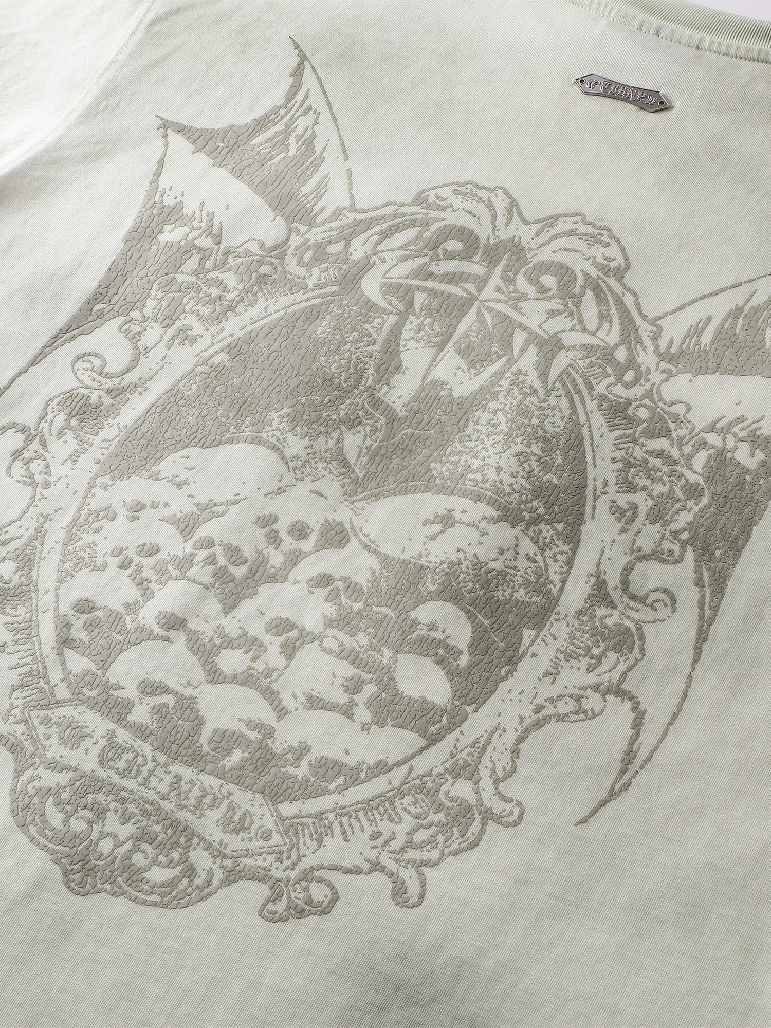 LUMINOUS DAWN KNIGHT BADGE S/S TEE