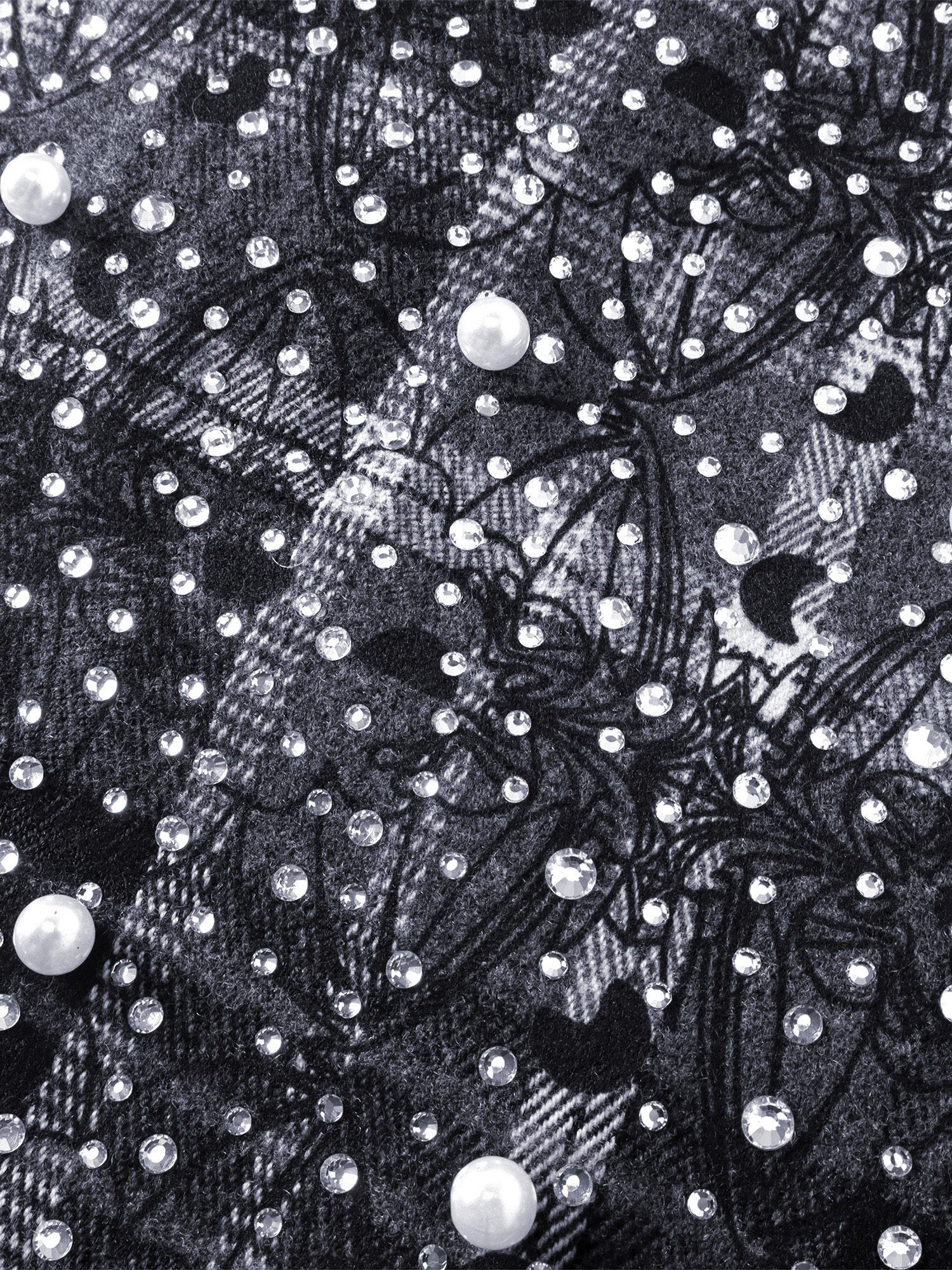 LUMINOUS DAWN RHINESTONE PEARL BAT PATTERN L-S SHIRT