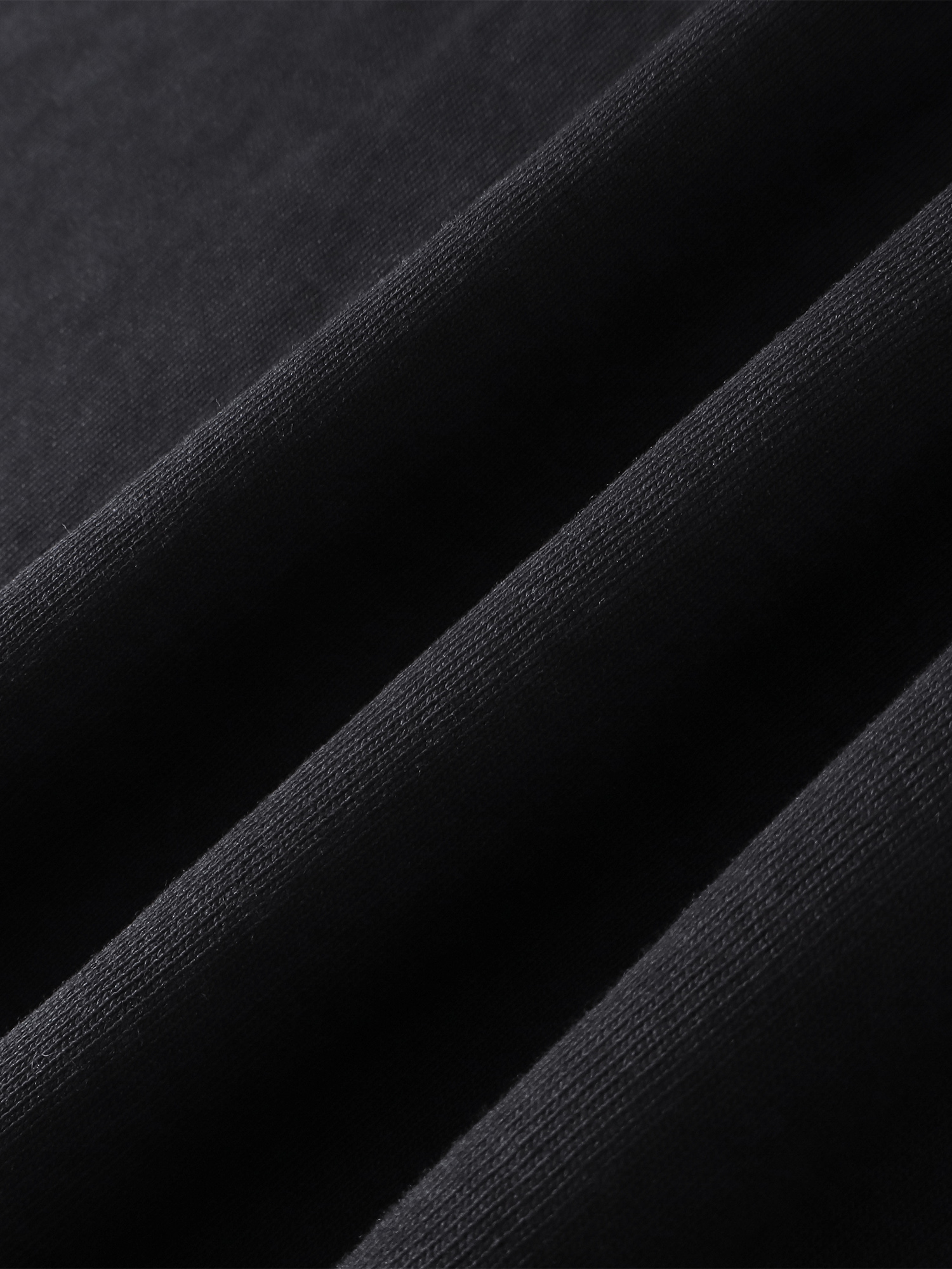 LUMINOUS NIGHT LEATHER PATCH S/S TEE
