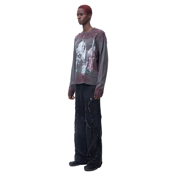 PRINTED BONE WITH SWORD WRINKLED L/S TEE