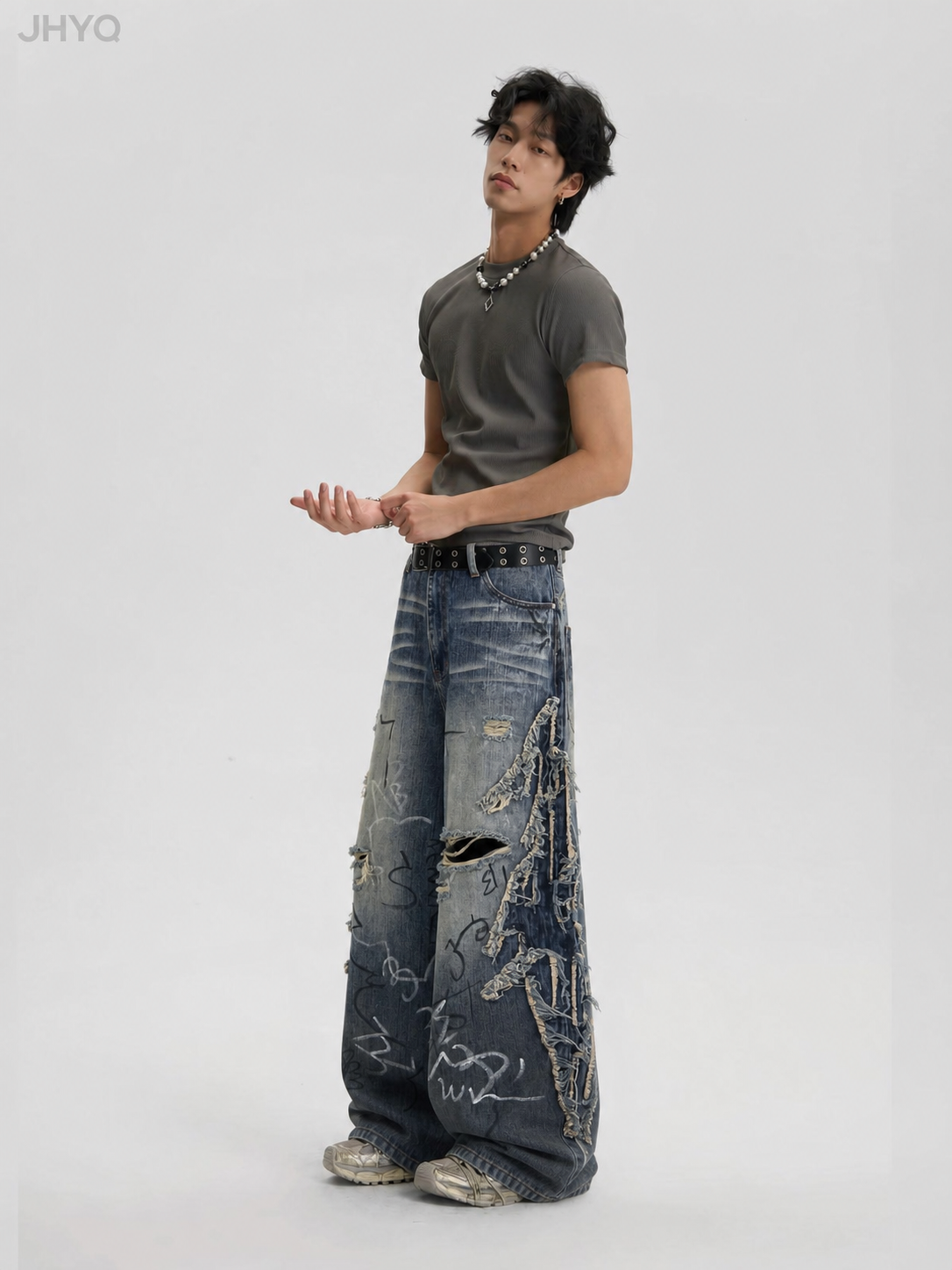 GRAFFITI BAGGY JEANS — NO PATIENCE CLUB look 4
