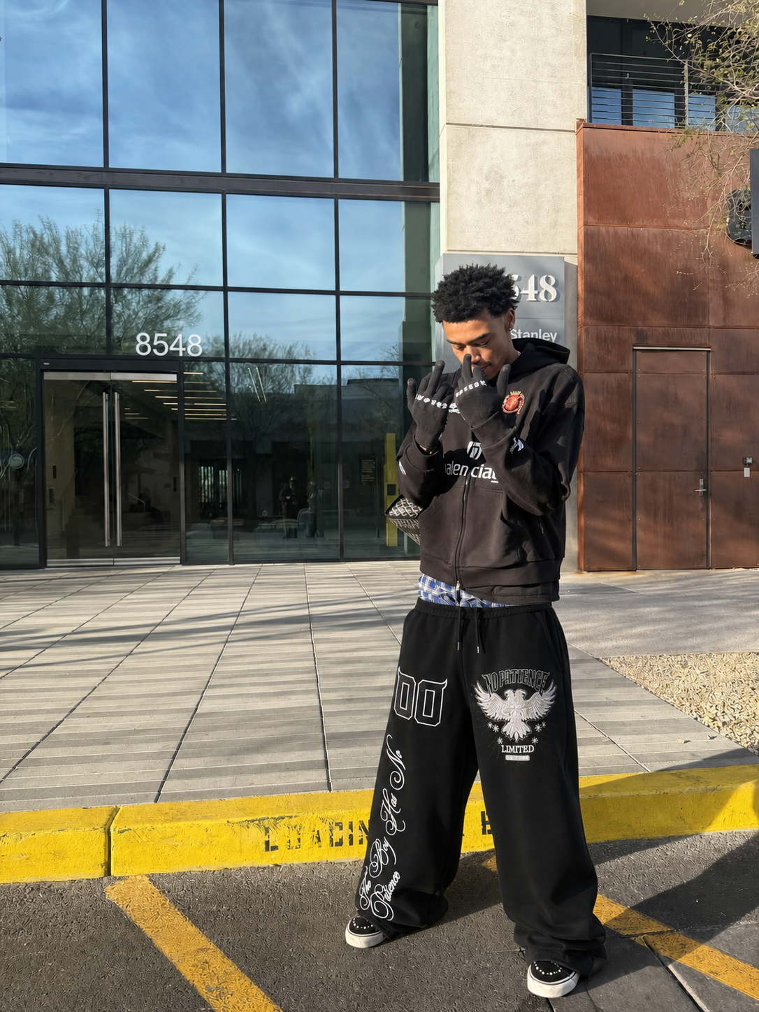 DOUBLE-HEADED EAGLE EMBROIDERED SWEATPANTS — NO PATIENCE CLUB look 3